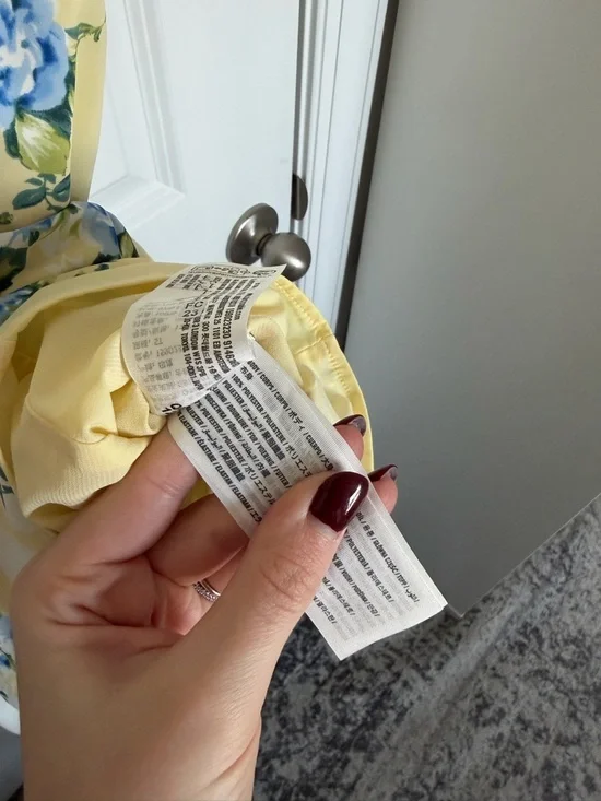 Abercrombie & Fitch Drama Ruffle Tiered Gown Pastel Yellow Floral - Picture 6 of 8